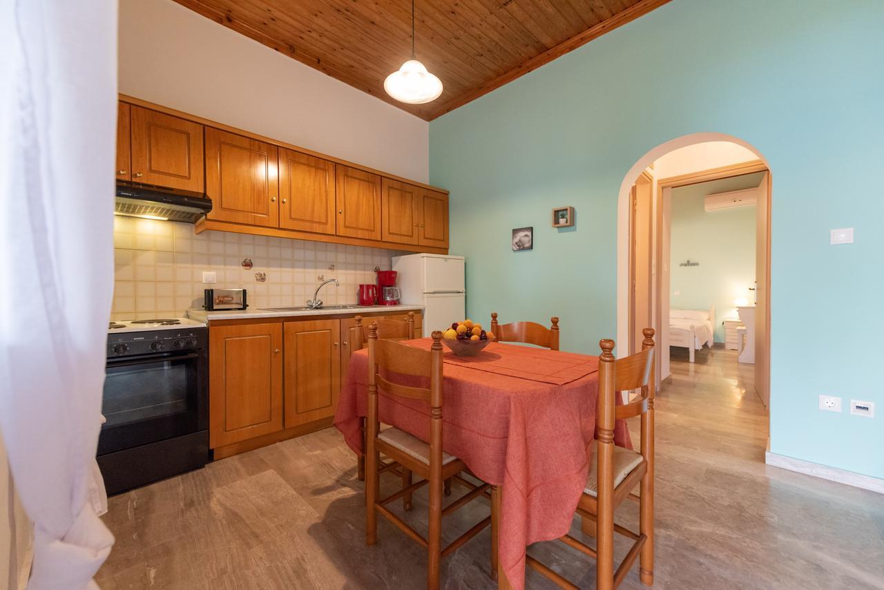 Villa Tasos Koutsoubos Koroni  Luaran gambar